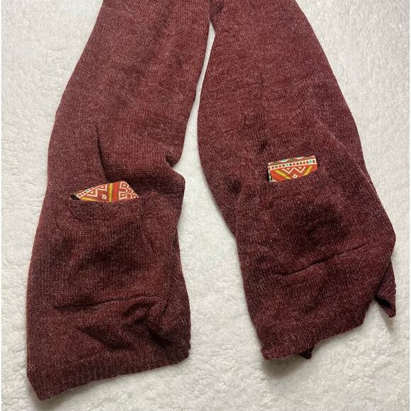 Wool-blend Scarf with Pockets - Picture 4 of 5